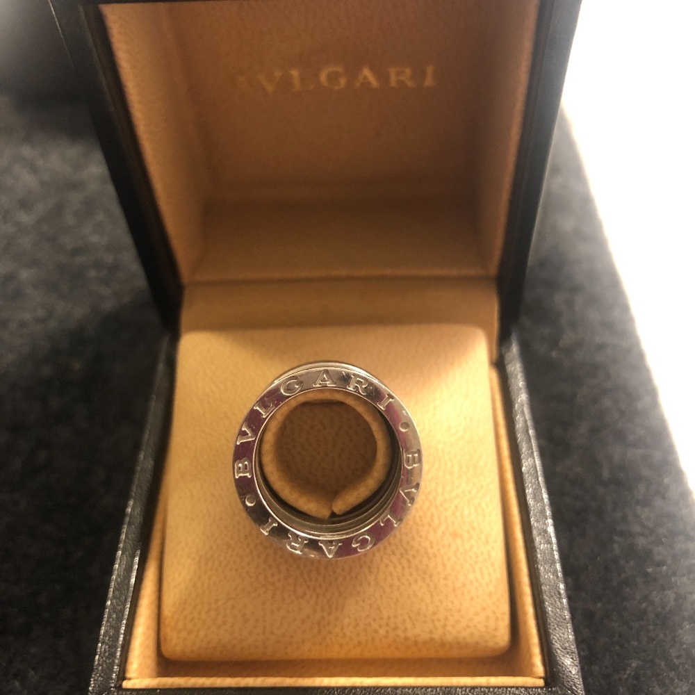 Bulgari Ring Authentic!! - Picture 5 of 7